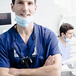 دکتر سیدحسین نظامی متخصص درمان ریشه دندان - اندودانتیکس