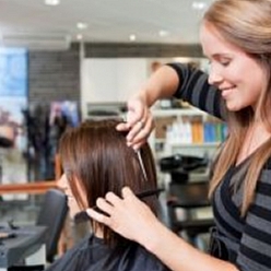 آموزشگاه آرایشگری زنانه سی کاج