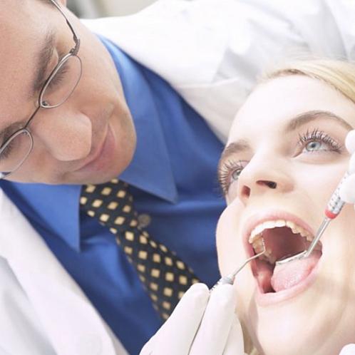 دکتر فرناز جعفری منخصص معالجه ریشه دندان